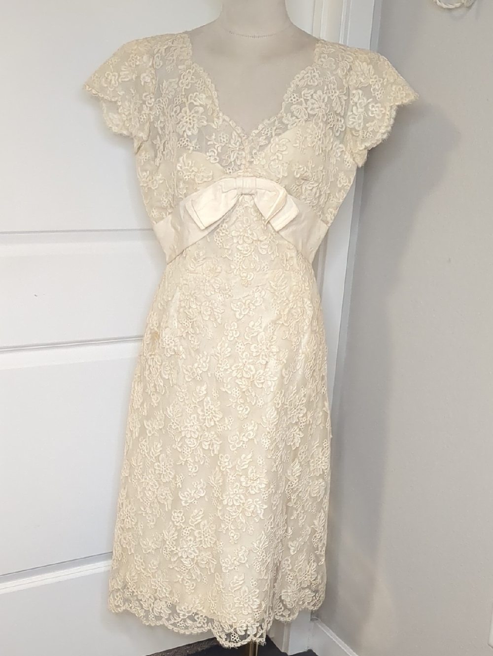 Vintage 50s Ivory Lace Dress Terry Allen Formal Wedding Midi Bow Detail SZ M-8